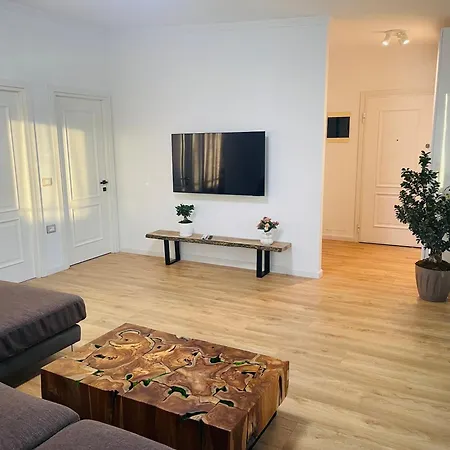 Appartamento Glaunkel Penthouse Tirana