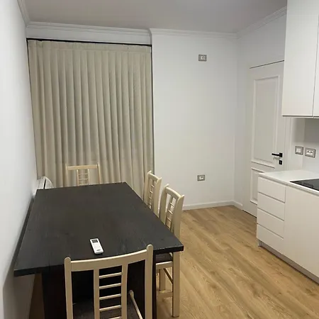 Glaunkel Penthouse * Tirana